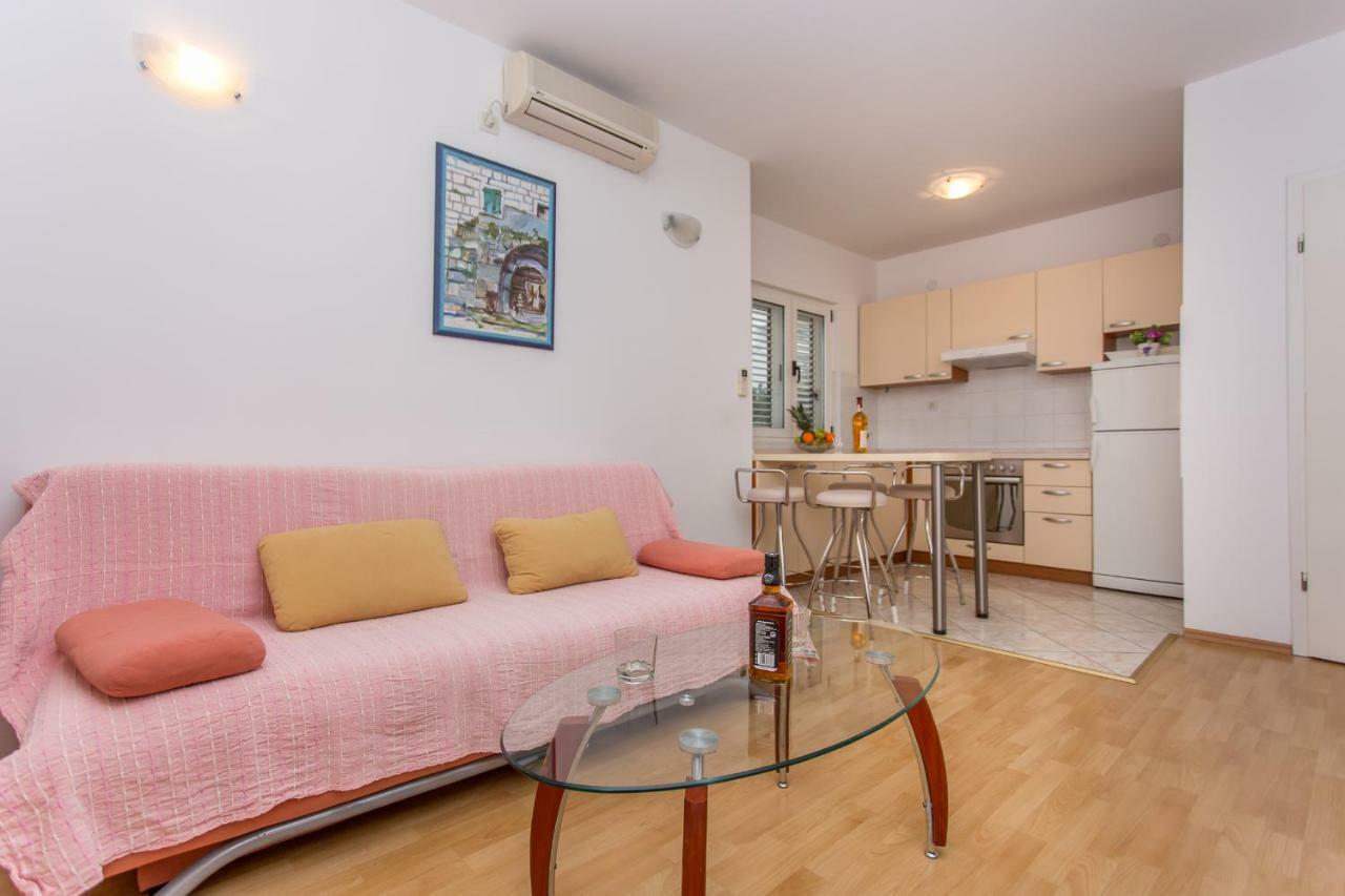 Apartments Snjezana Makarska Exterior photo