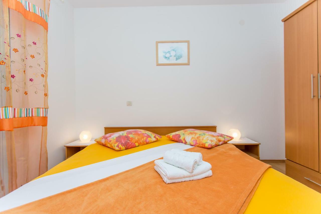 Apartments Snjezana Makarska Exterior photo